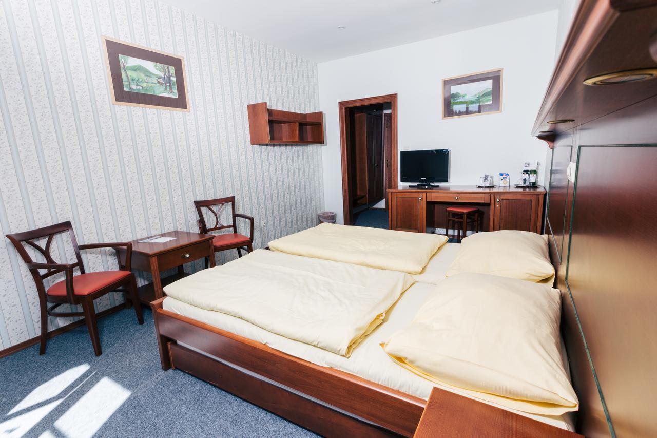 Resort Malevil Jablonné v Podještědí Extérieur photo