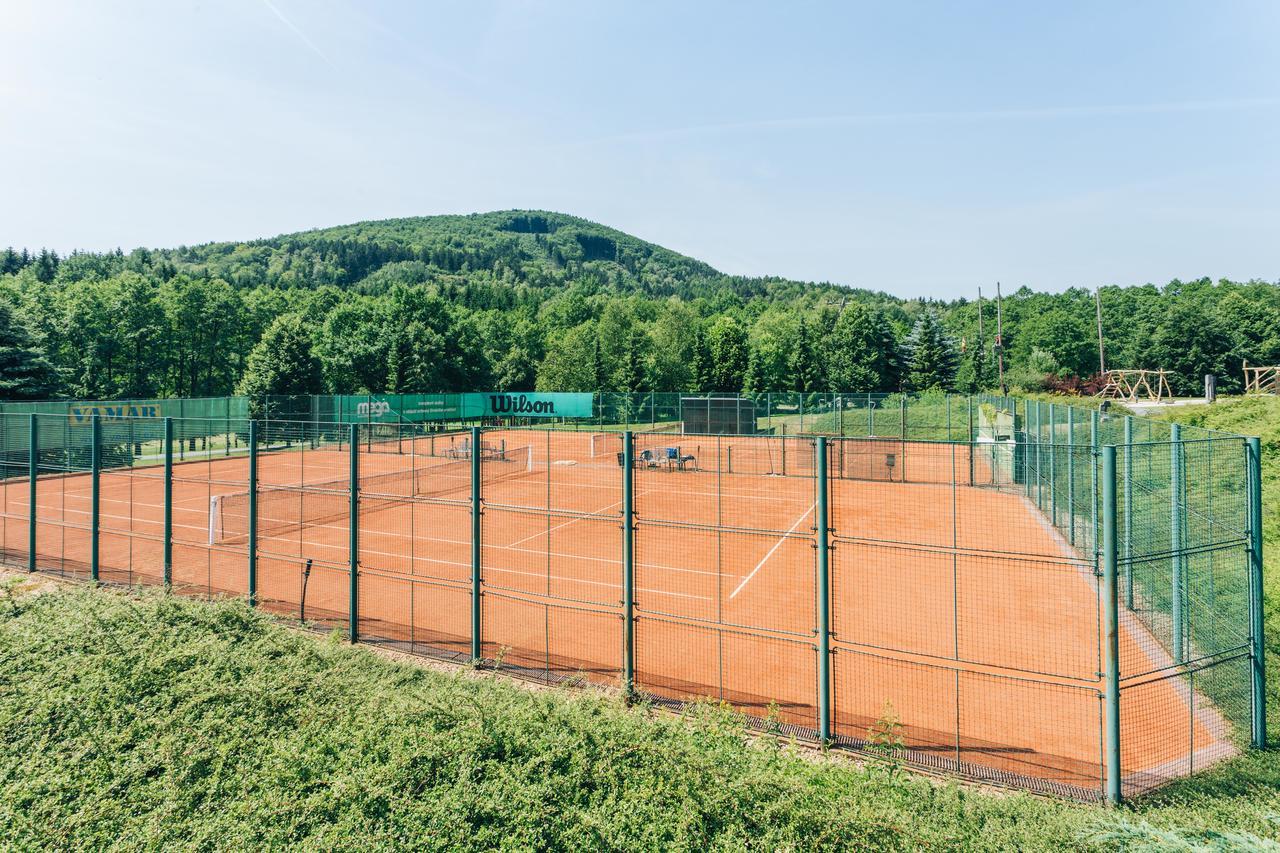 Resort Malevil Jablonné v Podještědí Extérieur photo